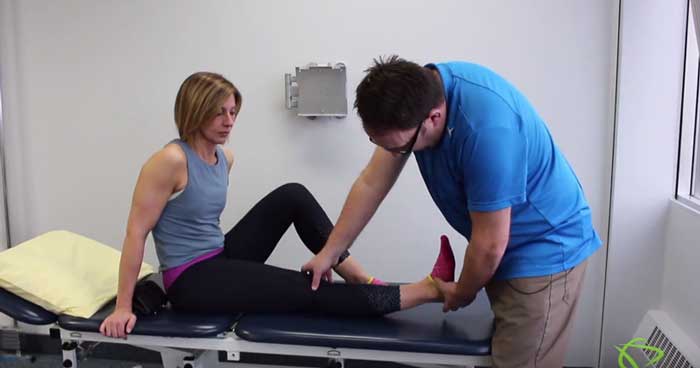 Knee pain treatment & exercise in Edmonton, AB